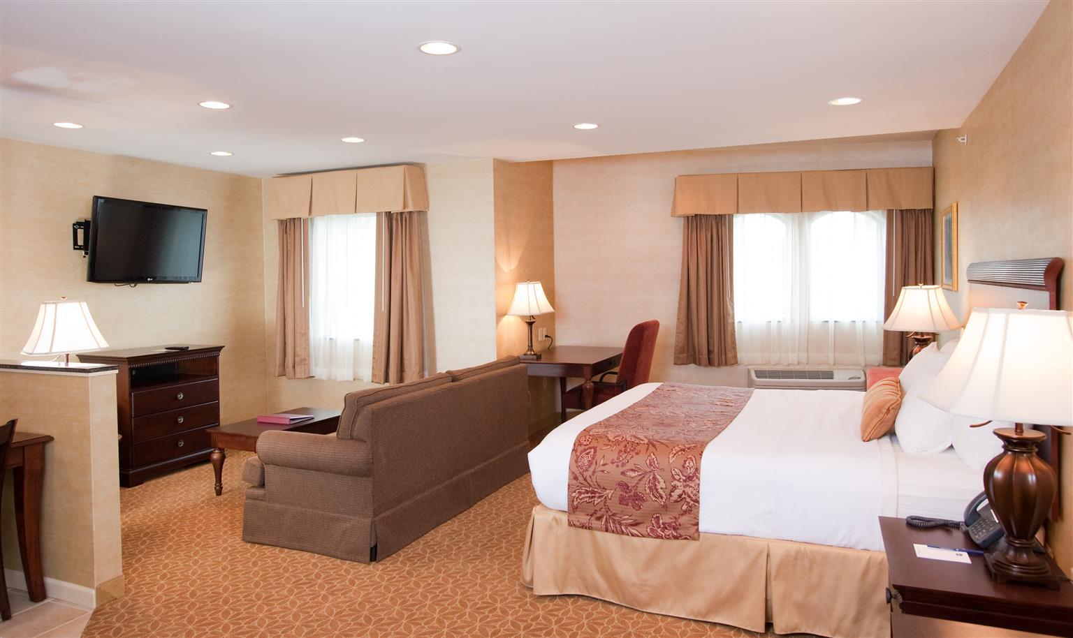 Best Western Plus Vineyard Inn And Suites Penn Yan Exterior foto